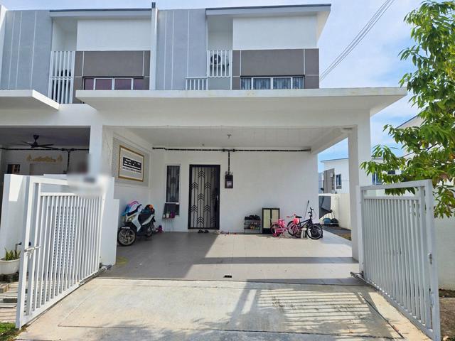 Terraced House for sale in Sendayan Village, Negeri Sembilan