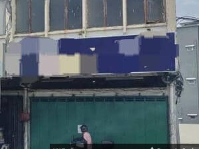 Shop Office for sale in Malaka