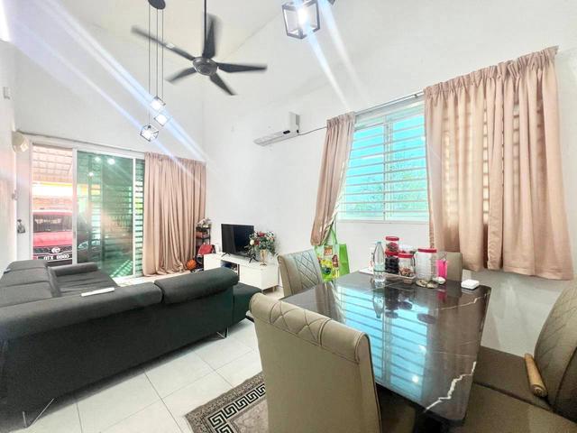 Terraced House for sale in Tanjong Sepat, Selangor