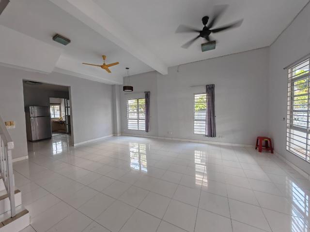 Terraced House for rent in Petaling, Alam Impian