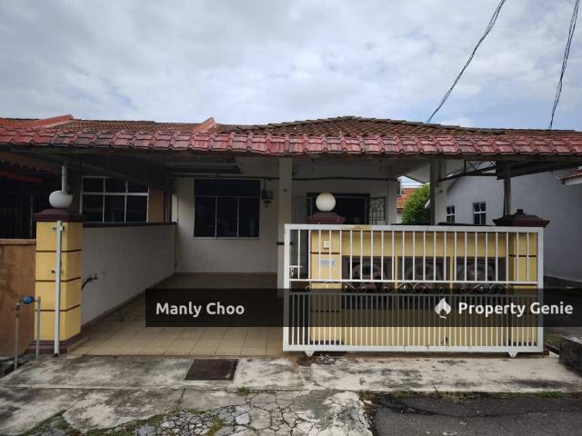 Terraced House for rent in Malaka