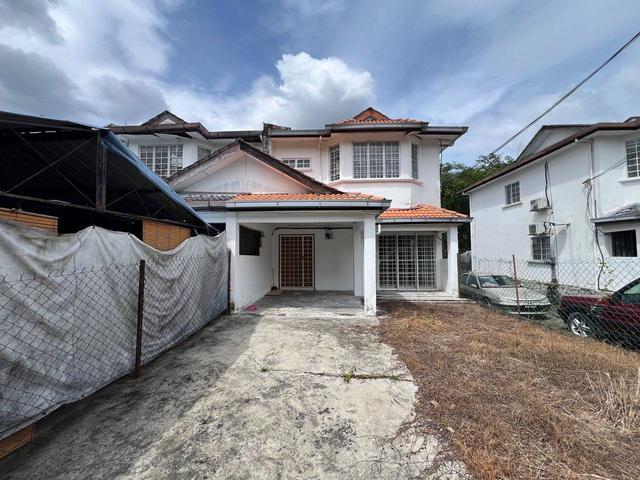 Terraced House for sale in Country Heights Damansara, Kuala Lumpur