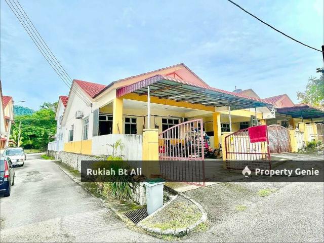 Terraced House for sale in Sendayan Village, Negeri Sembilan