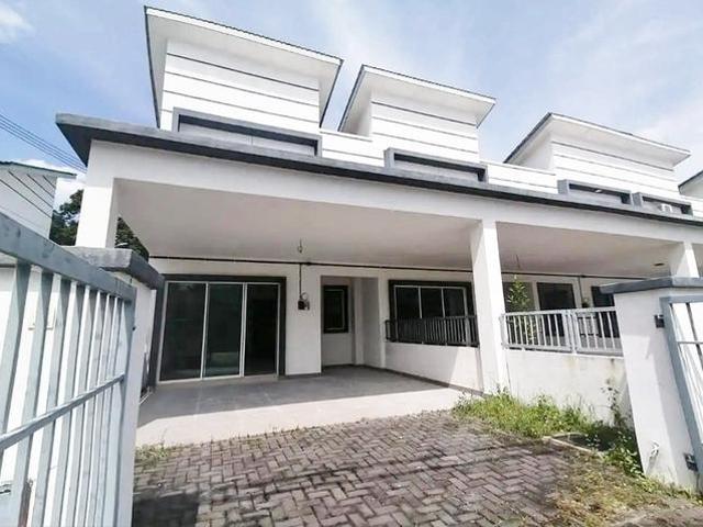 Terraced House for sale in Tanjong Sepat, Selangor