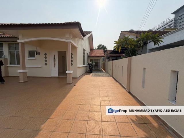 House for sale in Banting, Selangor