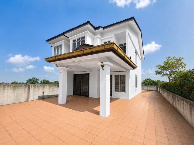 Terraced House for sale in Seri Kembangan, Majlis Bandaraya Subang Jaya