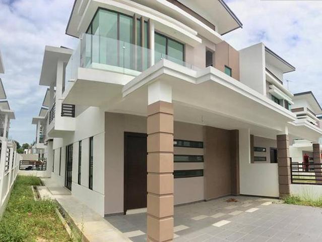 Terraced House for sale in Tanjong Sepat, Selangor