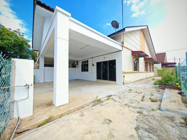 Terraced House for sale in Kuantan