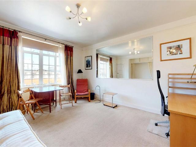 Studio for rent in Saint Pancras, Greater London