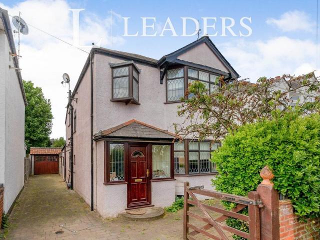House for rent in Blackhills, Surrey