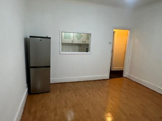 Apartment for rent in Gants Hill, Greater London