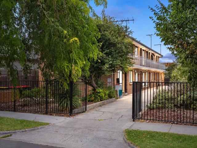 Apartment for sale in Seddon, Melbourne