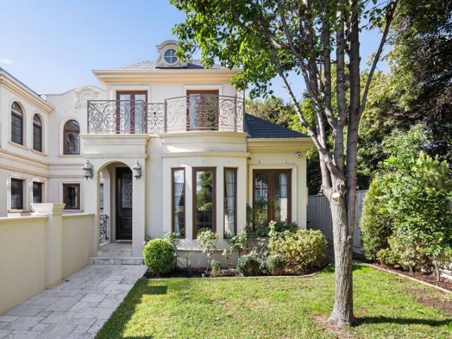 Townhouse for sale in Camerons Creek, Victoria