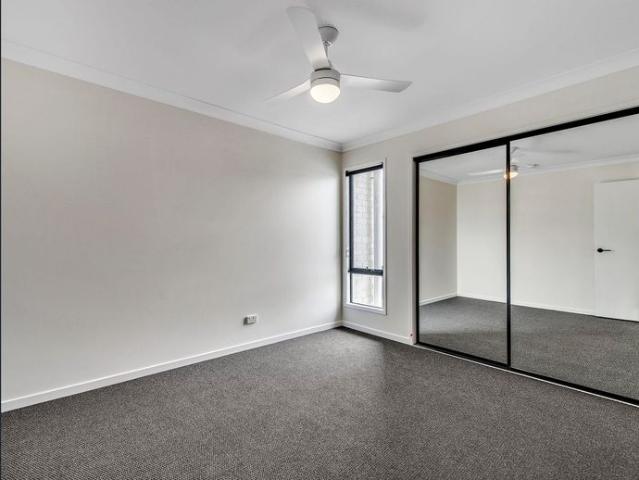 Townhouse for rent in Toombul, Queensland