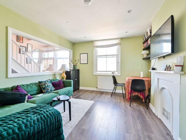 Apartment for rent in London Borough of Lewisham, Greater London