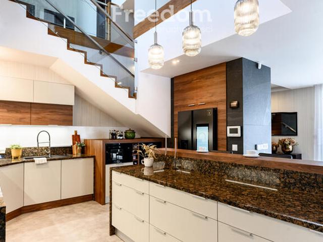 Dom na sprzedaż w Trzebownisko, Podkarpackie