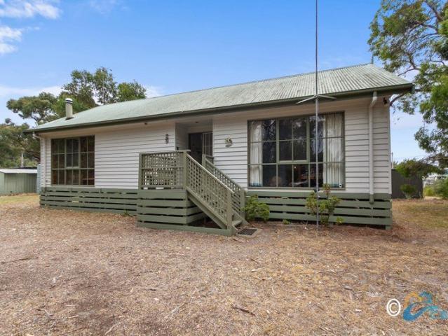 House for sale in Loch Sport, Victoria