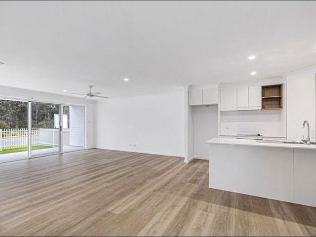 House for rent in Thrumster, New South Wales