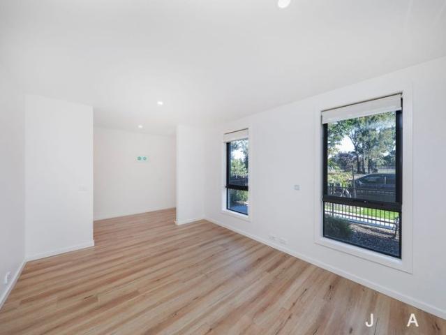 Townhouse for rent in Camerons Creek, Victoria
