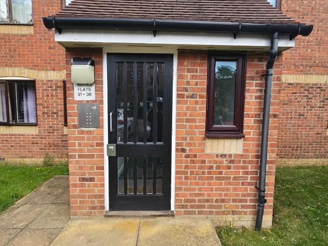 Apartment for rent in Bowes, Greater London