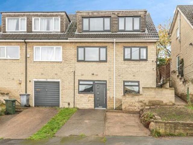 House for sale in Batley, West Yorkshire