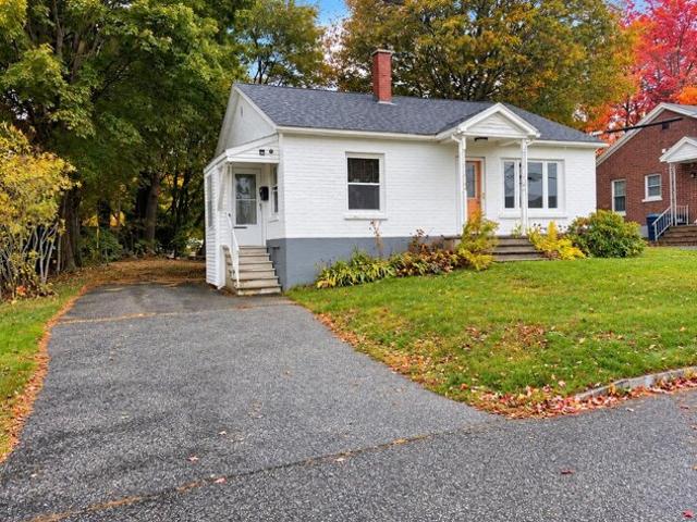 House for sale in Auburn, Androscoggin County