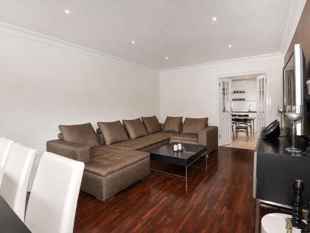 Apartment for rent in Marylebone, Greater London