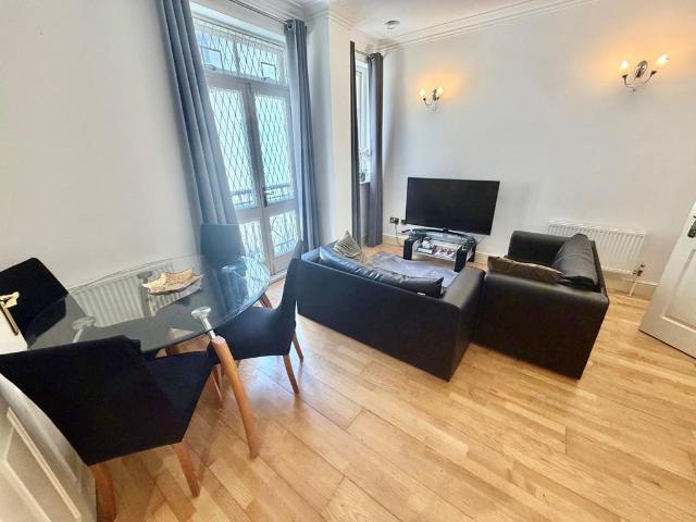 Apartment for rent in Marylebone, Greater London