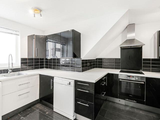 House for rent in London Borough of Croydon, Addiscombe