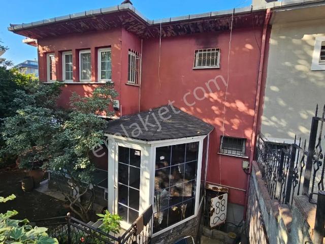 Ata 2 Sitesi, Üsküdar içerisinde kiralık mülk