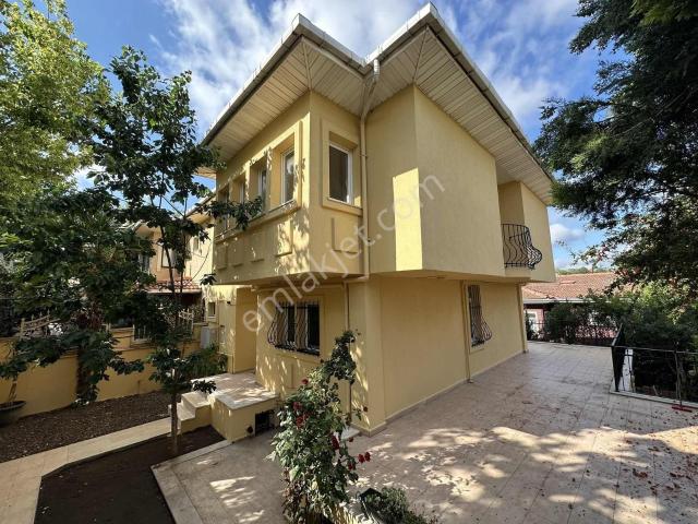 Üsküdar, İstanbul içerisinde kiralık Villa