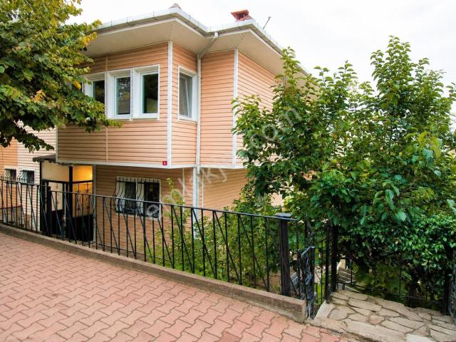 Üsküdar, İstanbul içerisinde satılık Villa