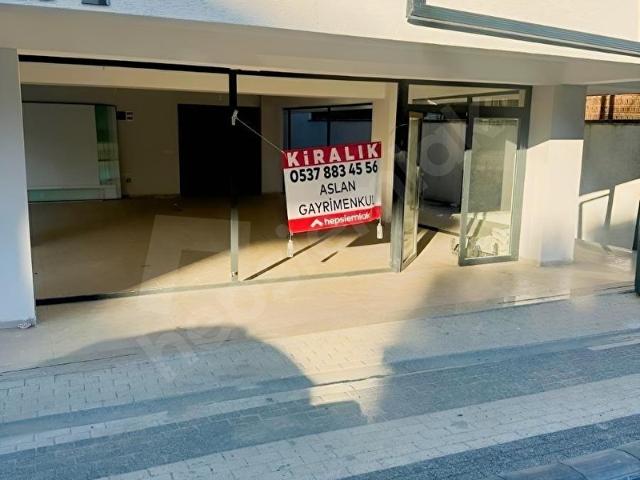 Üsküdar, İstanbul içerisinde satılık Dükkan