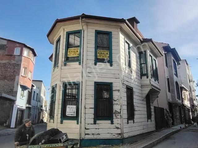 İstanbul Merkez, İstanbul içerisinde kiralık Bina