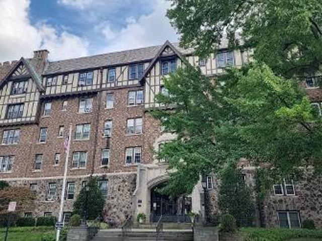 Condo for sale in Englewood, New Jersey