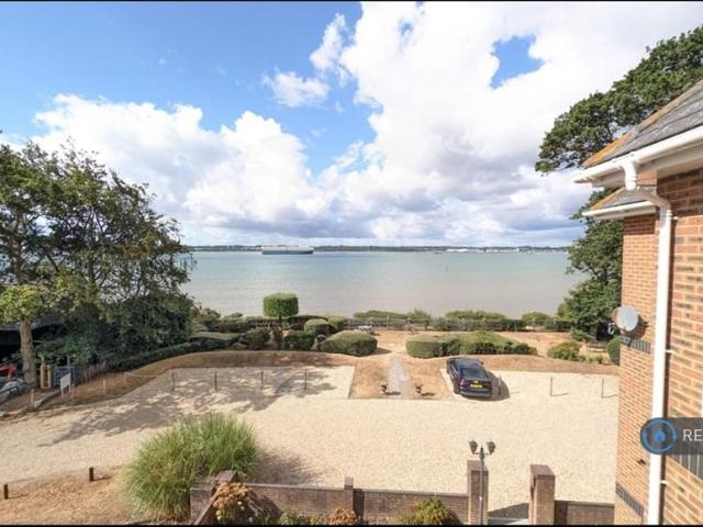 Apartment for rent in Helford, Hampshire