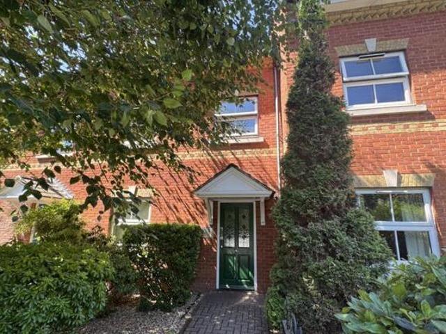 House for sale in Row Town, Surrey