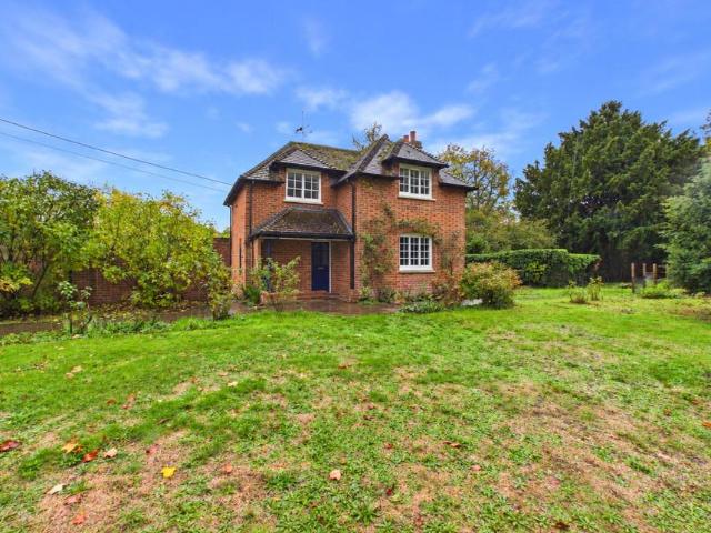 House for rent in Englefield, West Berkshire