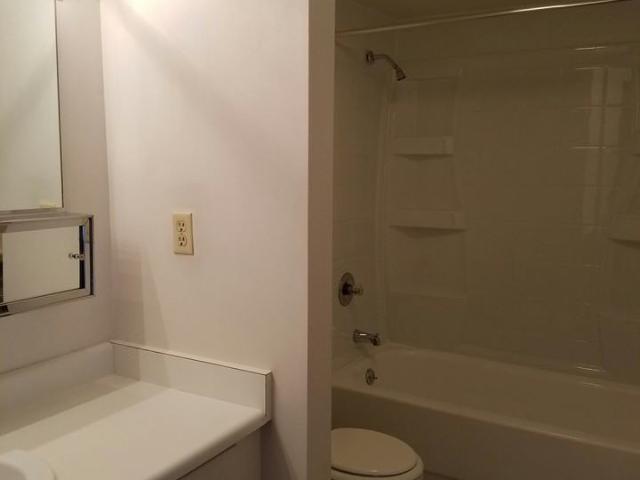 Apartment for rent in Greenfield Park, Wisconsin
