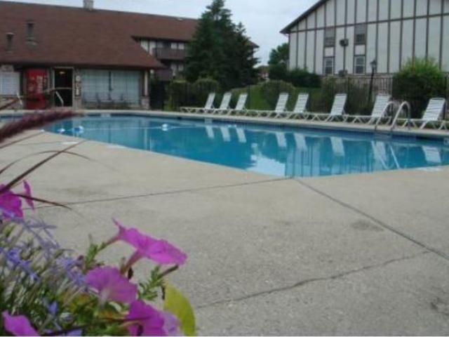 Apartment for rent in Greenfield Park, Wisconsin