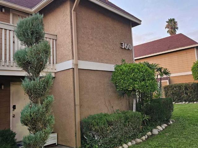 Apartment for rent in Upland, California