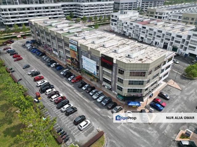 Shop for sale in Kajang, Langat