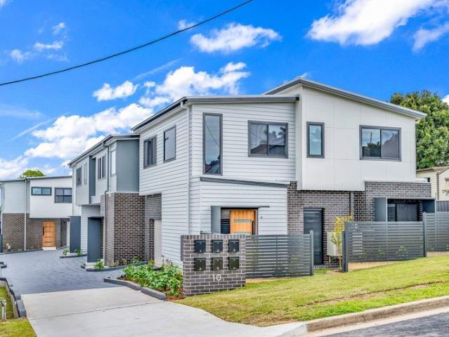 Townhouse for rent in Ambergate, New South Wales