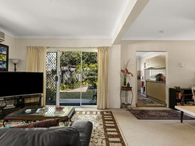 Apartment for rent in Taringa, Greater Brisbane