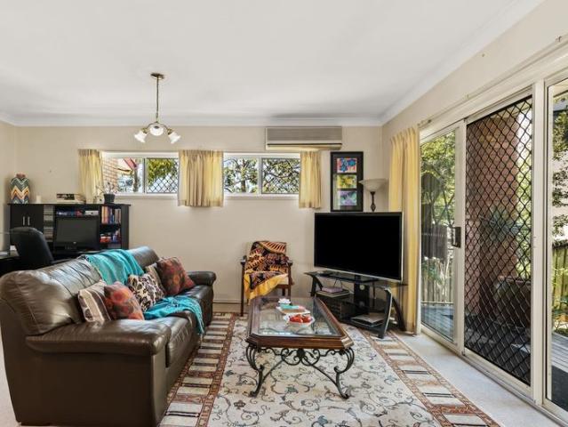 Apartment for rent in Taringa, Greater Brisbane
