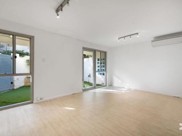Townhouse for rent in Western Australia