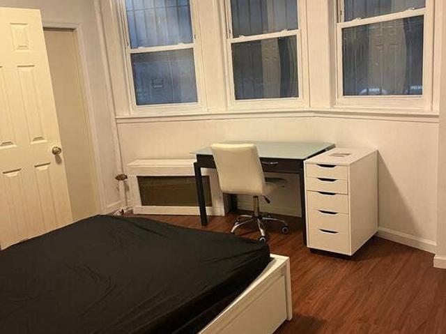 Room for rent in Arverne, New York