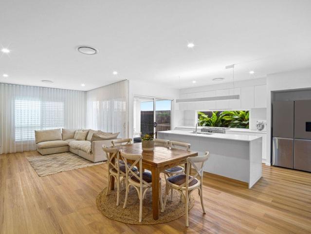 House for sale in Shoreline Elements, Greater Brisbane