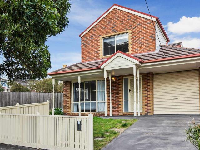 House for sale in Frankston
