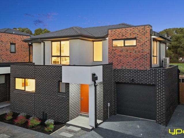 Townhouse for rent in Camerons Creek, Victoria